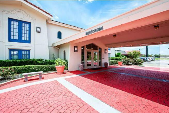 Scottish Inns & Suites Texas City Exterior photo